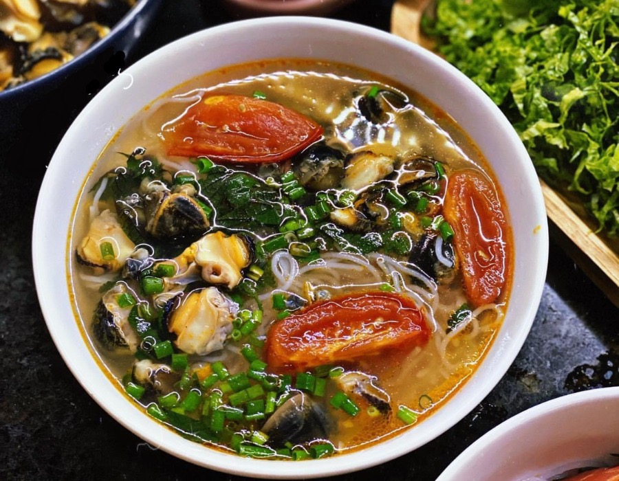Tinh túy món bún ốc Hà Nội chuẩn vị cho mùa thu